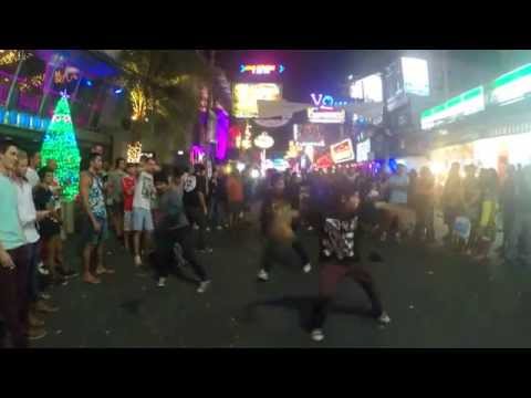 Pattaya Walking Street Dancers (Girls ,Gogo bars,fun)