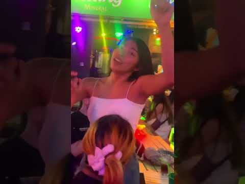 travel vlog, beach girls, thailand nightlife, pattaya nightlife